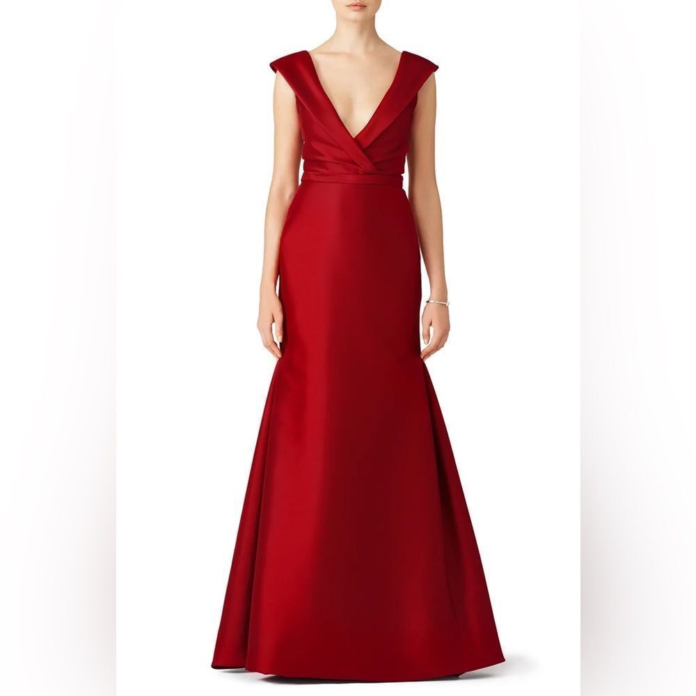 Pamela Roland Elegant Red Evening Gown - size 8 or Medium